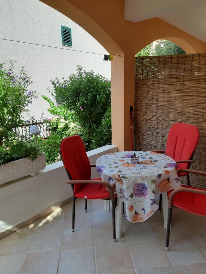 Apartments Andabaka Vodice Exterior photo